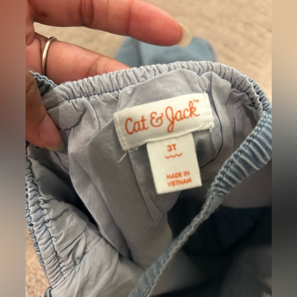 Cat & Jack chambray sleeveless romper NWT - Picture 3 of 3